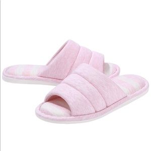 House slippers with extra soft padding